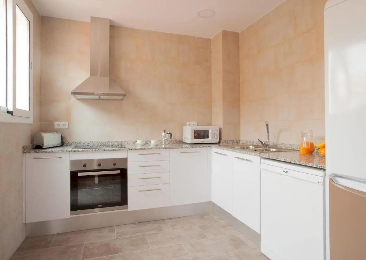 Apartment For Families And Staff Groups For 7 People Barcelona 0*,  Španělsko